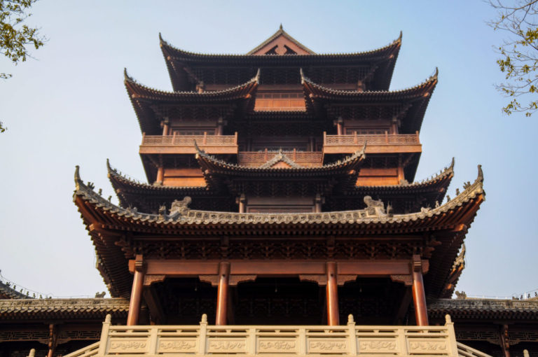 Visiting Wuhan's Guiyuan Temple 归元寺 - ORPHANED NATION